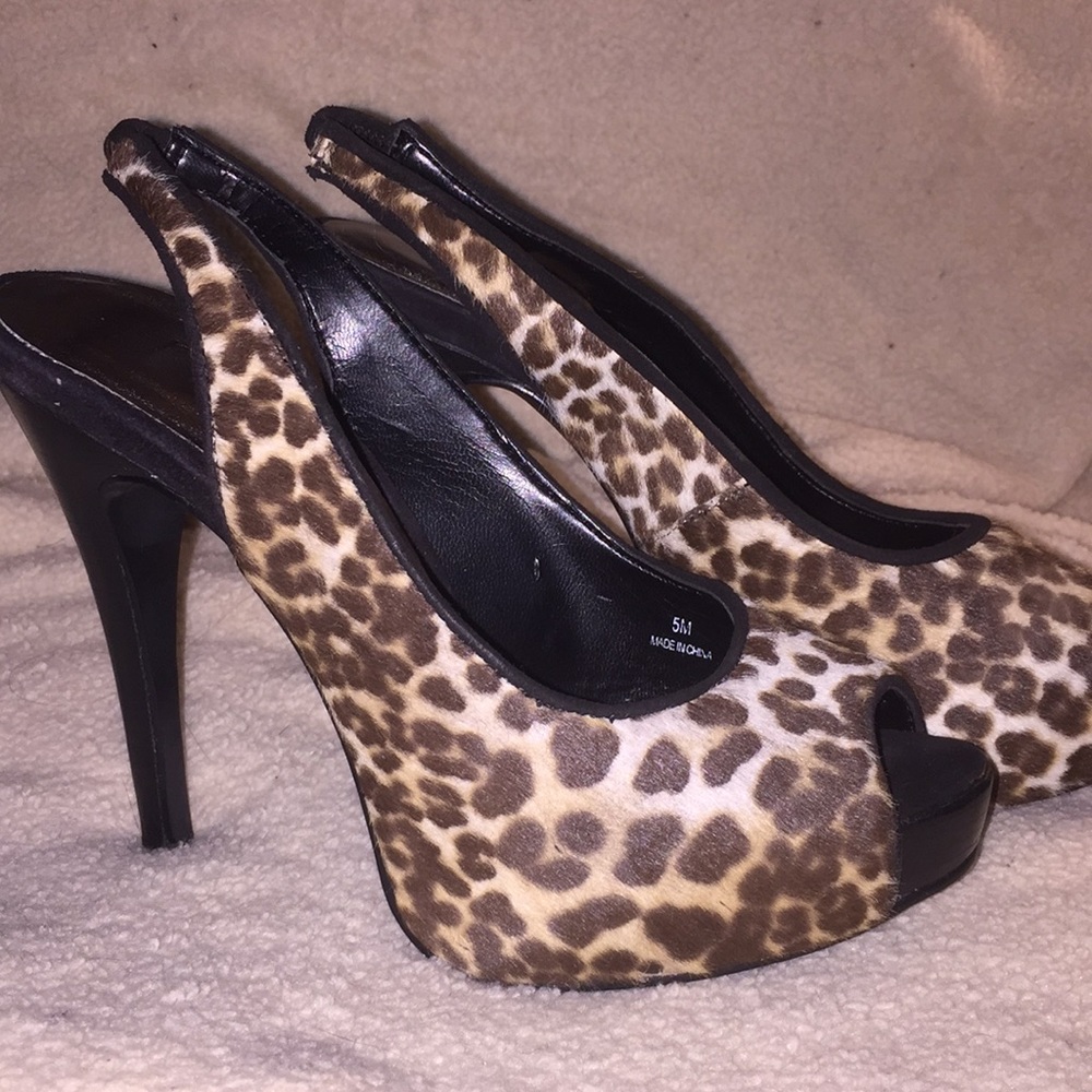 Leopard peep toe heels Size 5 NEW BRAND RSVP